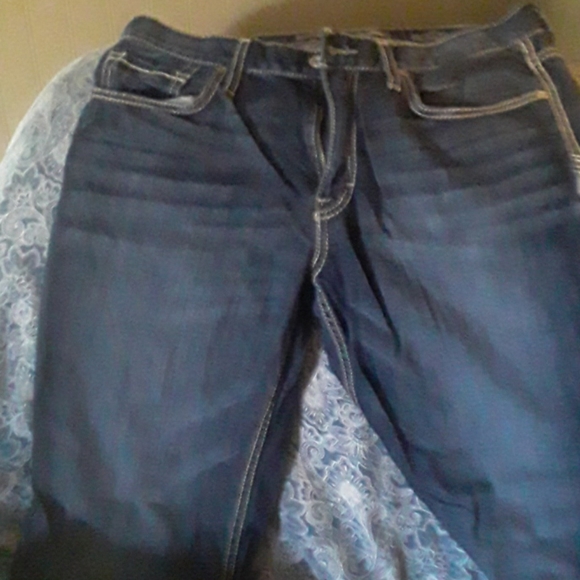 Jeans - Picture 1 of 2